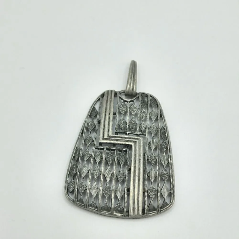 Vintage Silver Trifari Geometric pendant